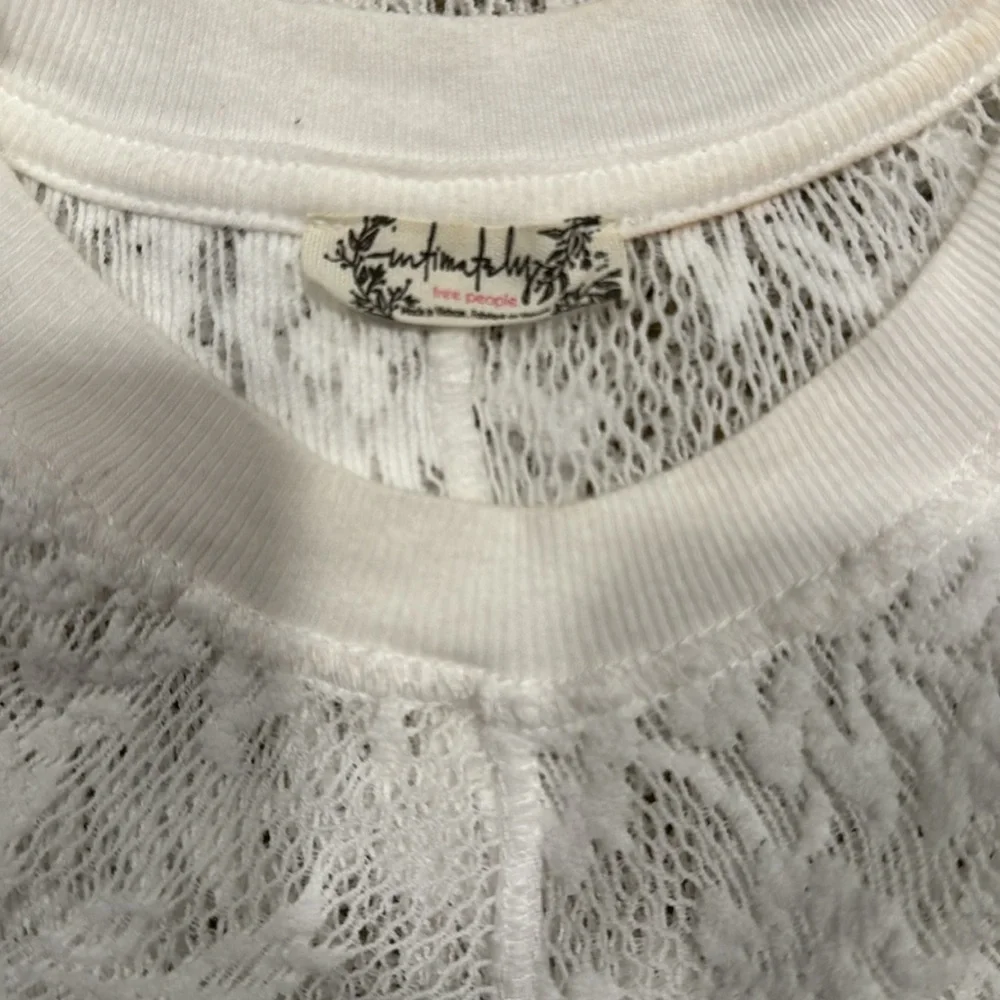 Intimately free people: white lace long sleeve — Size small - Picture 2 of 2